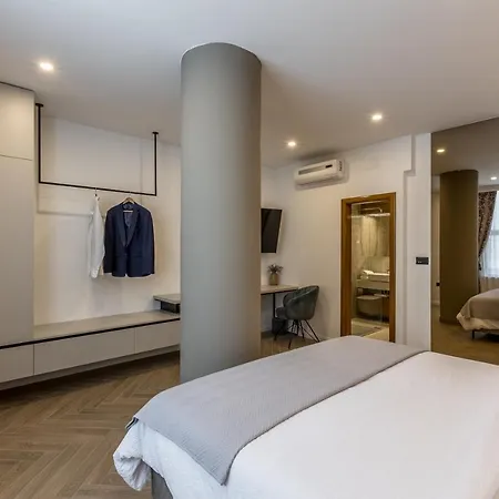 Luxury Bolero Pensión Split